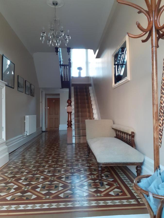 Modern 2Nd Floor 1 Bed Apartment In The Heart Of ลันดิดโน ภายนอก รูปภาพ